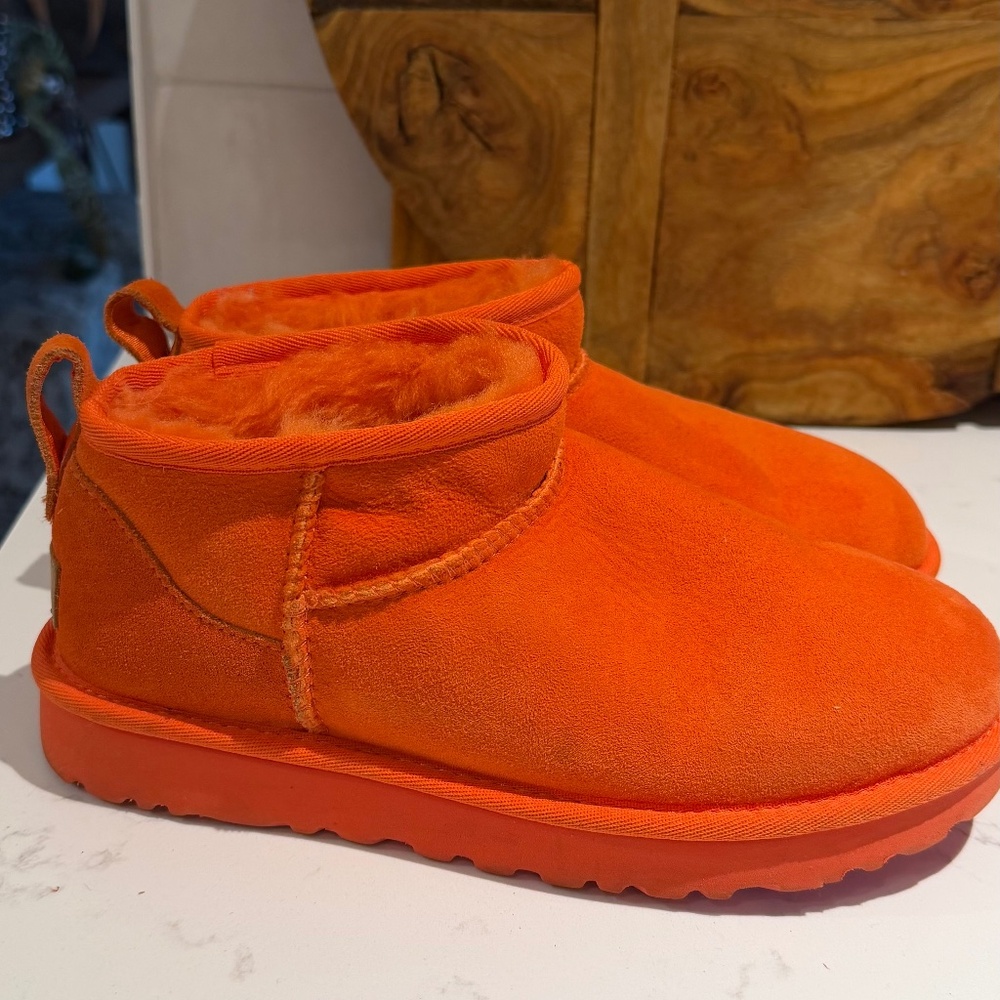 UGG Short Boots